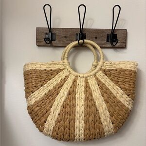 Beachy Straw Bag ☀️⛱️🐚